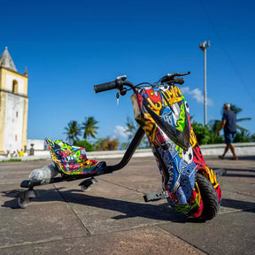 Triciclo Elétrico Drift para cianças + kit proteção - O PRESENTE PERFEITO - De R$799,00 POR APENAS $319,60